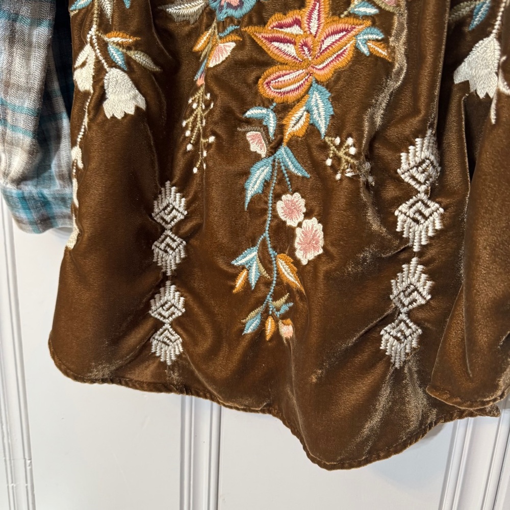 Kyla Seo Plaid Velvet Embroidered Back Button Up Tunic Top Boho Size XXL - Picture 11 of 14